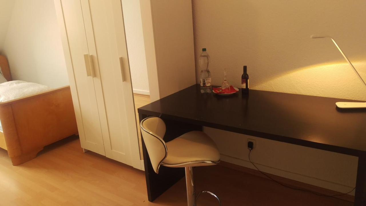 Nice Private Room In Shared Apartment - 2Er Wg Висбаден Екстериор снимка