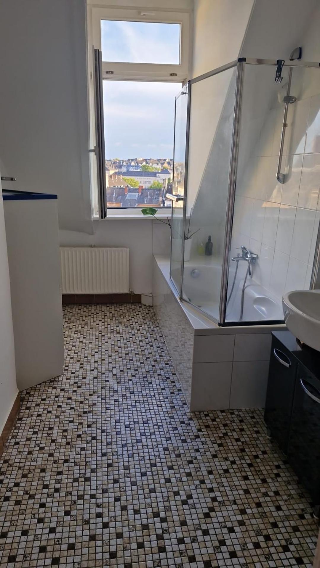 Nice Private Room In Shared Apartment - 2Er Wg Висбаден Екстериор снимка